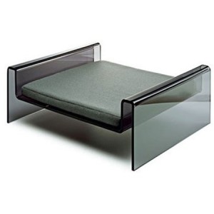 Acrylic pet bed