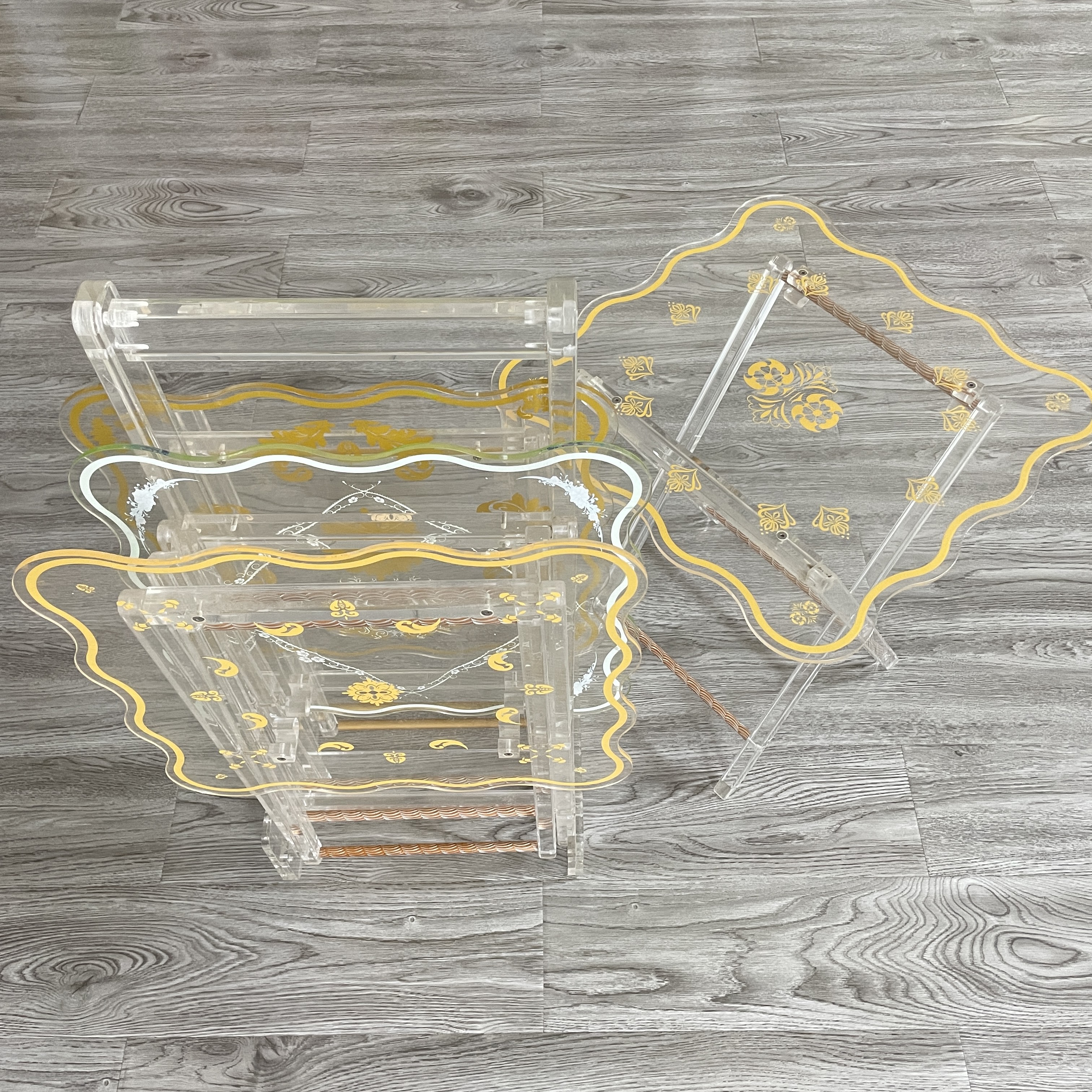 Wholesale balcony mesas plegables easy camping round coffee table and chairs set legs Clear Acrylic Folding Table With Printing